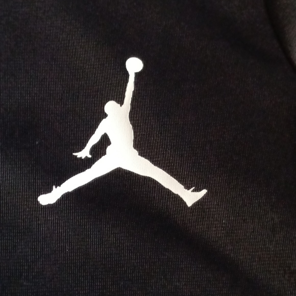 Jordan boys sweater - Picture 2 of 7